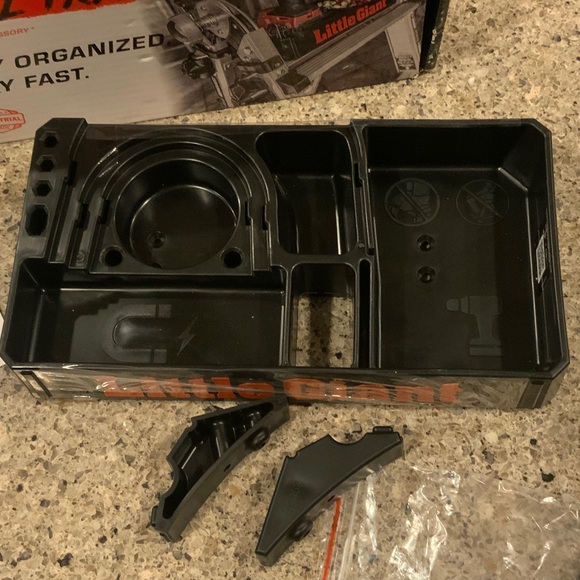 Little Giant Tool Tray - Ladder Accessory - Black and Red - Picture 5 of 12